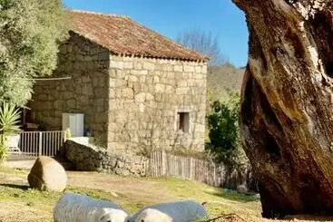Hotelli Les Bergeries De Figari