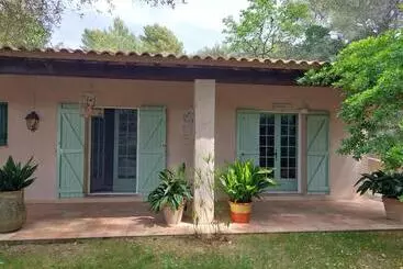 Bed & Breakfast Les Esquirous