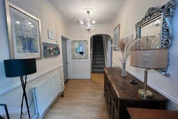 Bed and Breakfast Stone Lodge