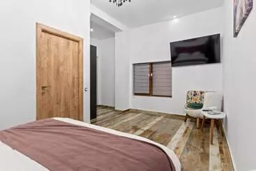 Hotel Transylvania House