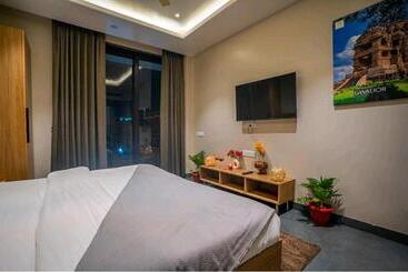 Hotel Vacanza By Westay Luxury Home