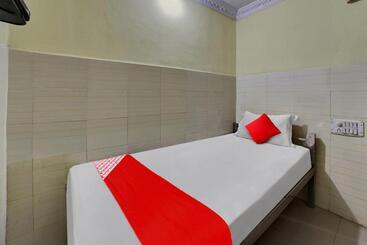 Отель Oyo Flagship 81255 Anu Residency