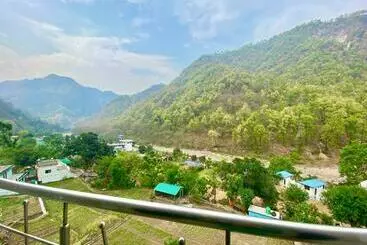 ユースホステル 90 S Rishikesh