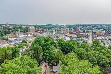 Hotelli The Grandeur Estate