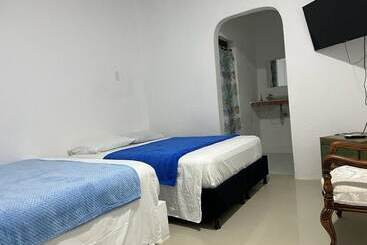 פנסיון Room In Lodge   Tr A1c Hostel Room Near Castillo San Felipe With Pool And Wifi