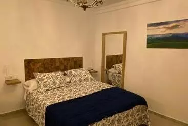 ペンション Suites Benalup Centro