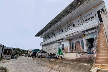 Hotel Oyo 92082 Elisa Hill