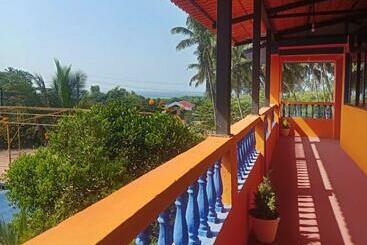 Bens Sea View Hostel