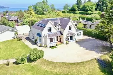 Majatalo Allandale House