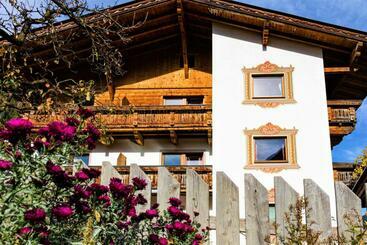 Bed and Breakfast Pension Schneider