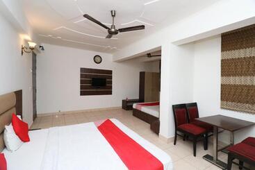Hotel Oyo Shanti Uday