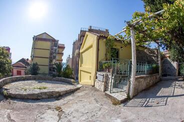 Pansiyon Apartments Kole