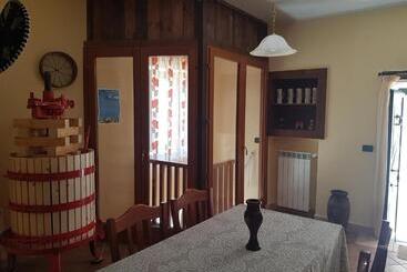 민박 Casa Vacanze Faeto