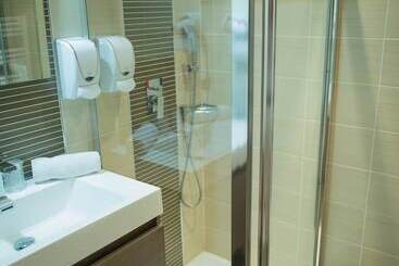 בית מלון כפרי Holidays & Work