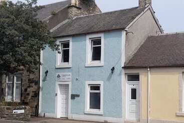 בית מלון כפרי Irvine Riverside Guesthouse By Paymán Club