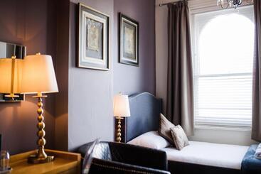 호텔 Washington House