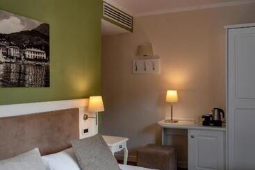 فندق Garni Corona