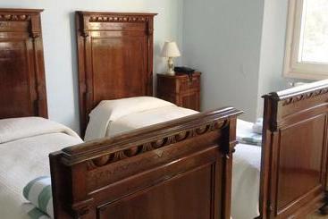 Отель Agriturismo Capriata Shore Club