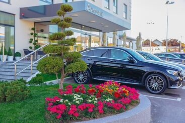 Antunović Hotel East