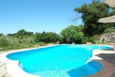 ホテル Podere La Branda