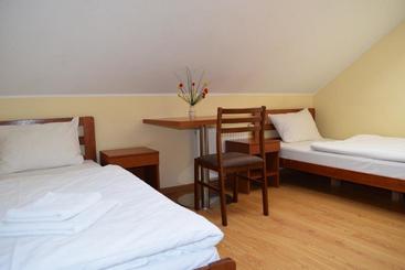 هتل Sveciu Namai Klaipeda Inn