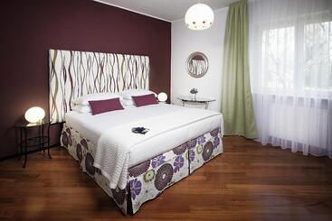 Hotelli Villa Archi B&b