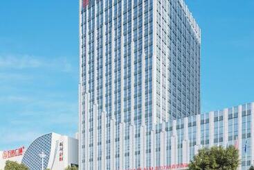 Hotel Maanshan Wanda Realm