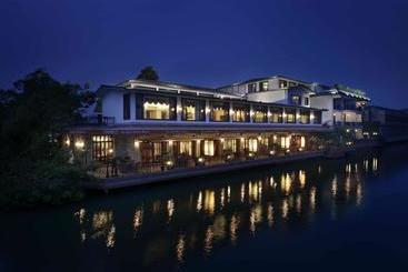 Hotel The White House  Guilin