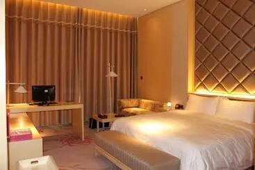 هتل Tai Zhou International Jinling