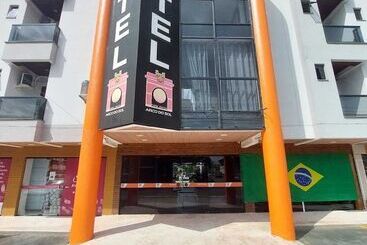 Hôtel Arco Do Sol Park