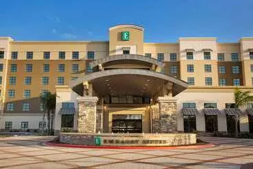 Hotel Embassy Suites By Hilton Mcallen Convention Center