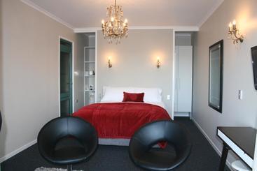 هتل Pacific View B&b