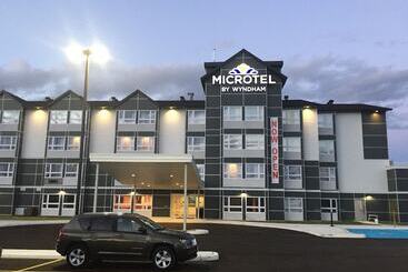 Microtel Inn & Suites By Wyndham Kirkland Lake