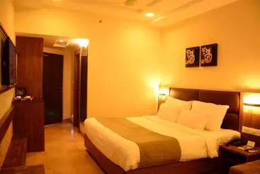 Pramod Convention & Beach Resort