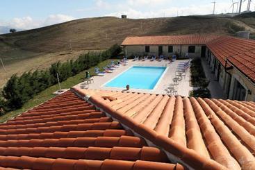 קוטג'' Agriturismo Mandriagiumenta