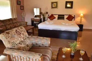 Hotel Green Nest Resort Ooty