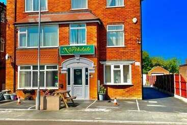 펜션 The Northdale Hotel Ltd