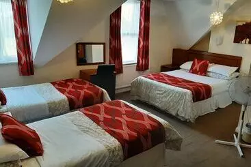 Pensió The Sportsview Guest House