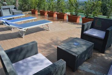 דירות לתיירים Casa Sarticola