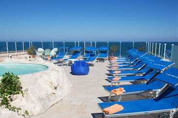 هتل International