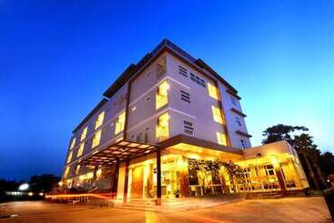 호텔 The Bliss Loei Living