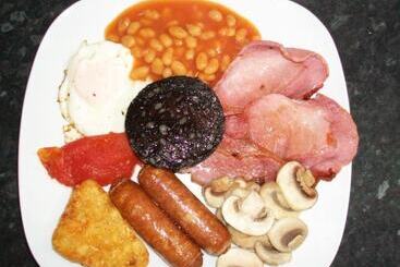 膳宿费 Trentham House