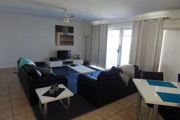 Tranquil Shores Holiday Apartments