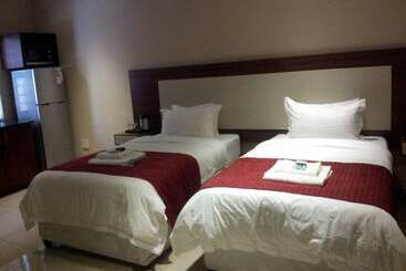 Hotel Eagle Nest Luxury Accommodation