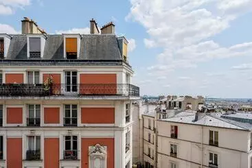 アパートホテル Edgar Suites Montmartre   Paul Albert