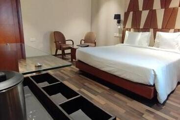 فندق Adiva Residency Beacon, Grant Road,mumbai