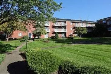 アパートホテル The Alex Furnished Rentals