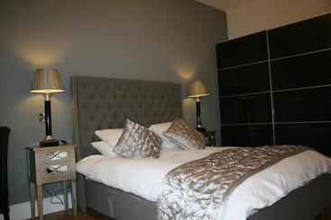 فندق فئة نجمة واحدة The Wyvill Arms