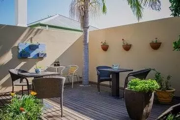 پانسیون Guesthouse Larachelle