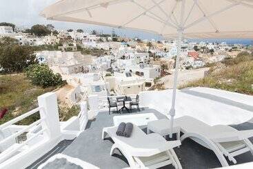 تختخواب و صبحانه Captain S House Suites